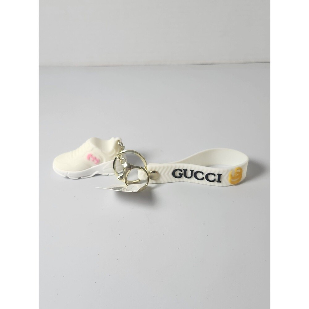 Mini Sneaker Keychain - Picture 3 of 3